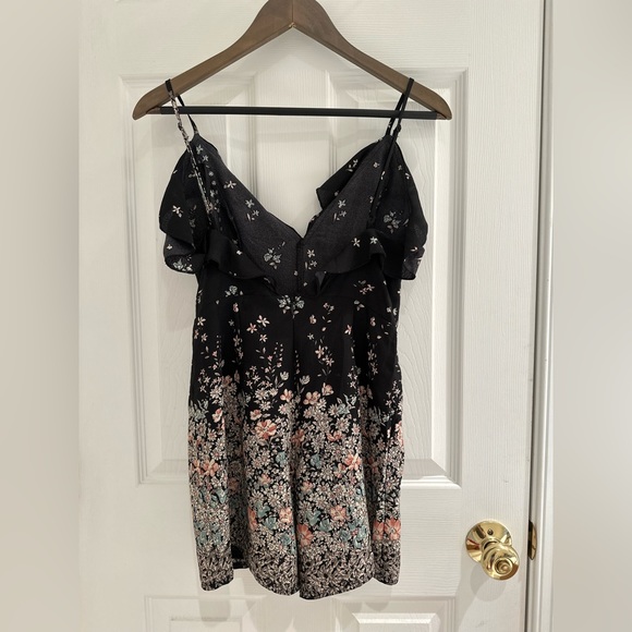 Missguided Romper, Size 2 - Picture 3 of 3